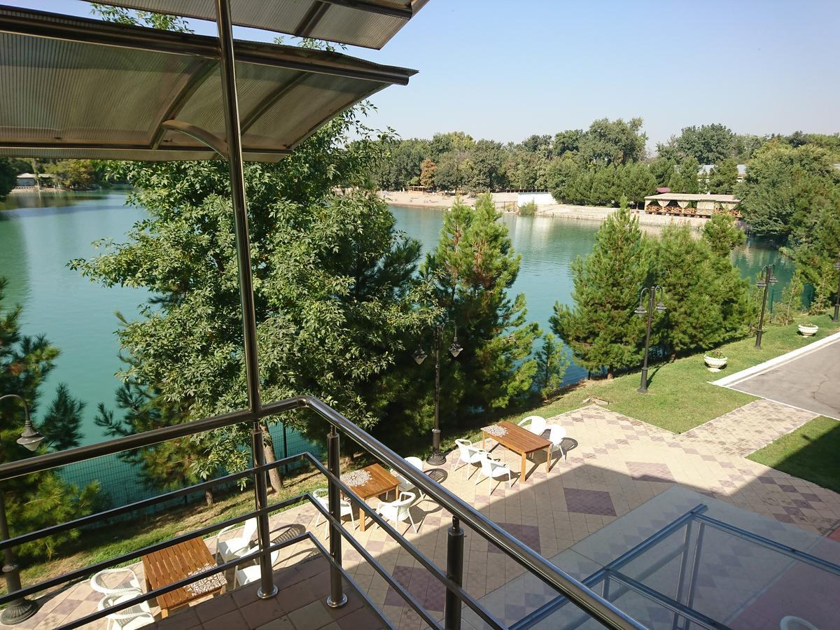 Lake Park Hotel Tashkent Exterior foto